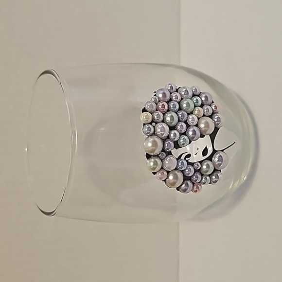 Hand blinged wine glass - Picture 4 of 4